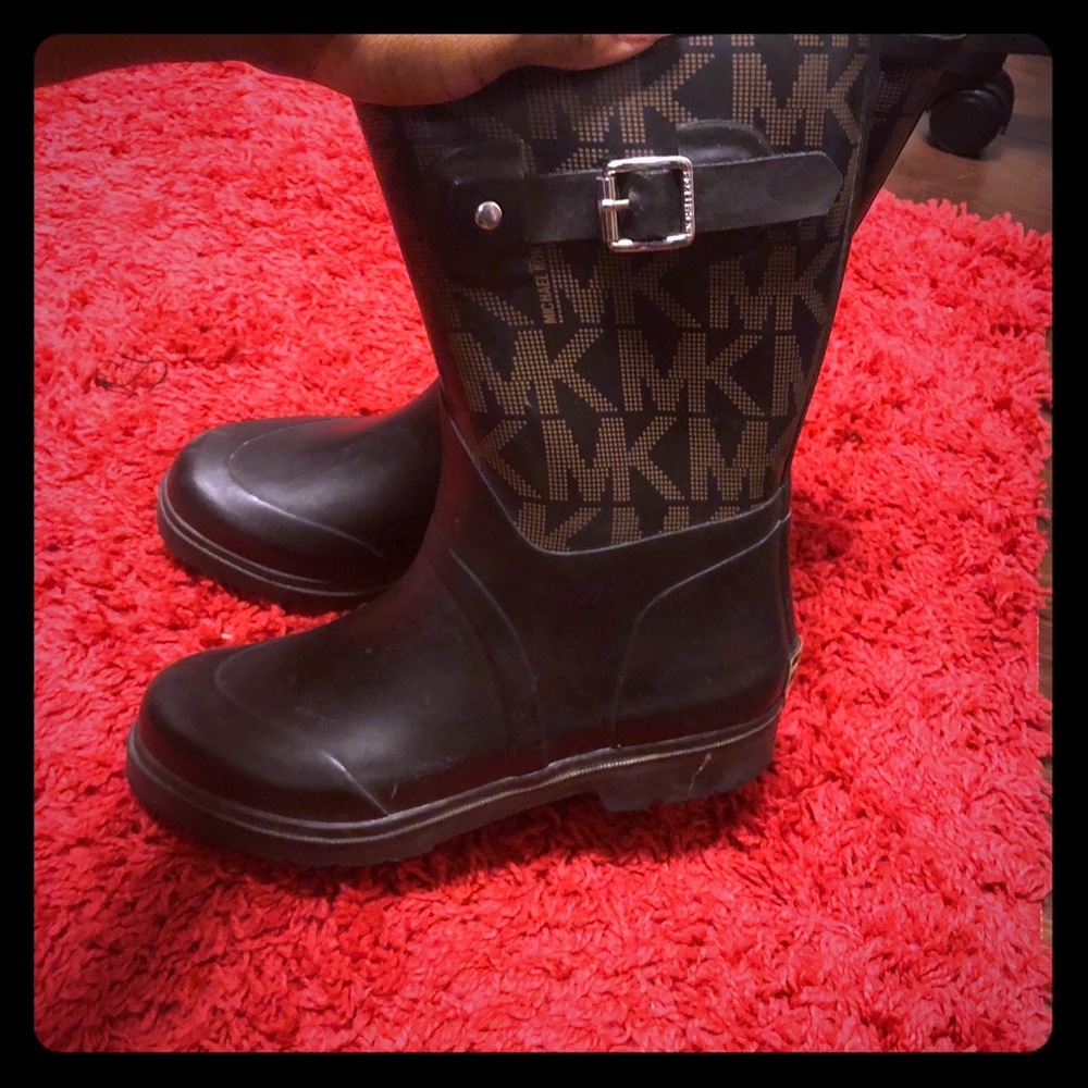 Micheal Kors rain boots